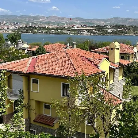 Goele Yakin Huzurlu Bir Hotel